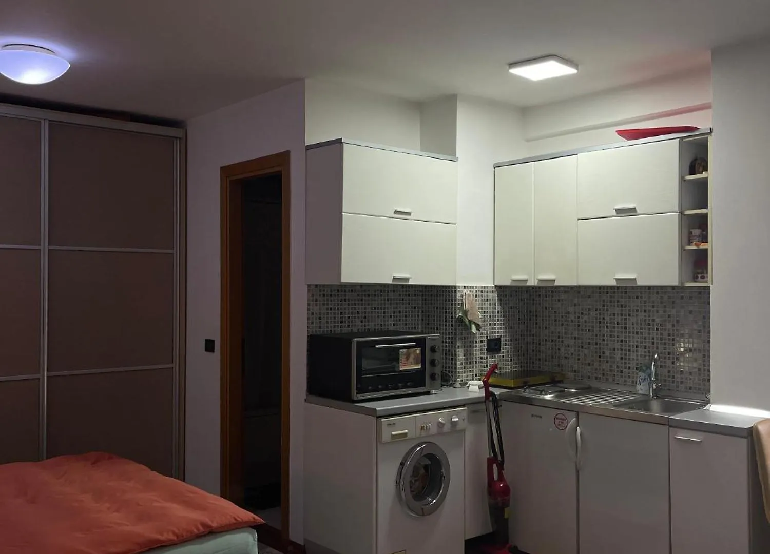 Sky Center Apartment Tirana